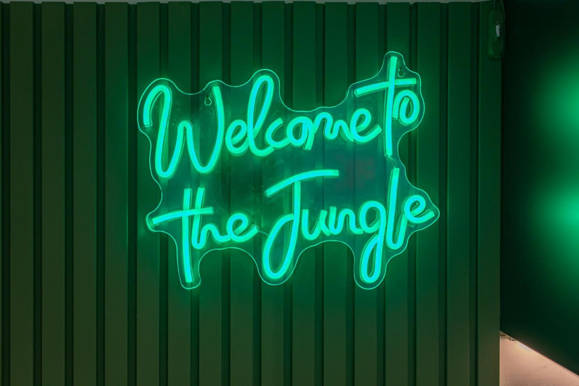 Jungle Republic Apartment Marseille Bagian luar foto