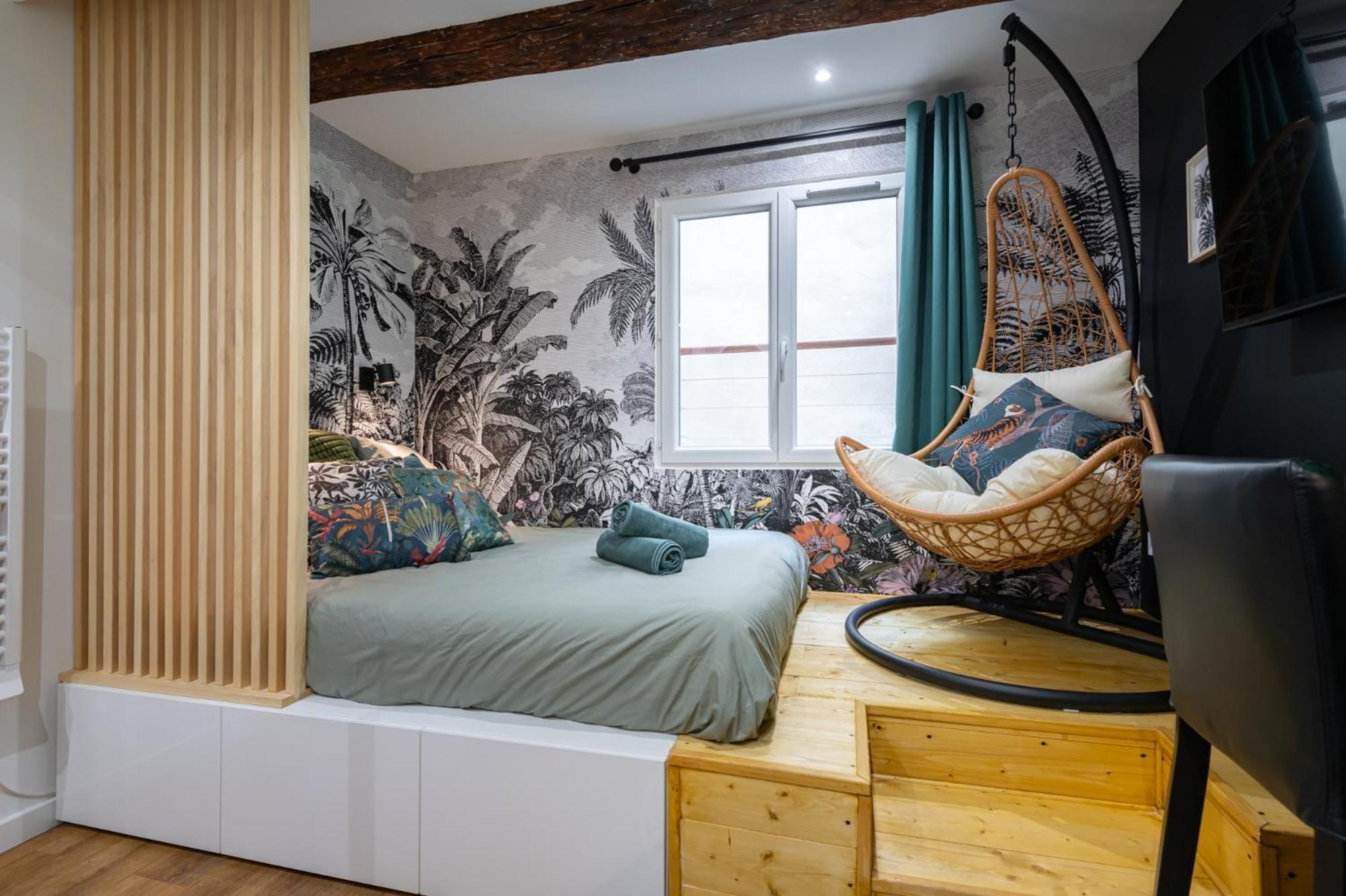 Jungle Republic Apartment Marseille Bagian luar foto